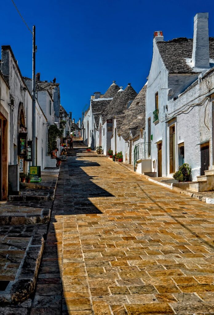 Alberobello 13 696x1024 1